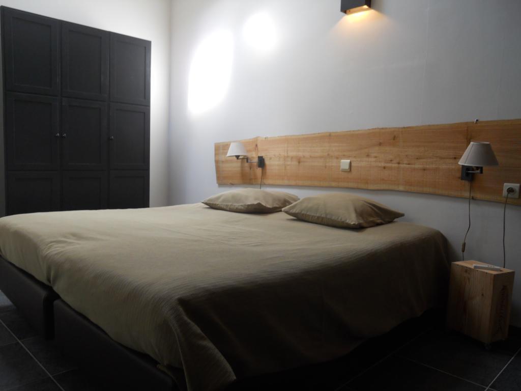 Villa Tannine et Cuisine à Jabbeke  Chambre photo